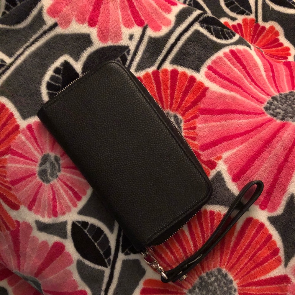 Black 31 wallet